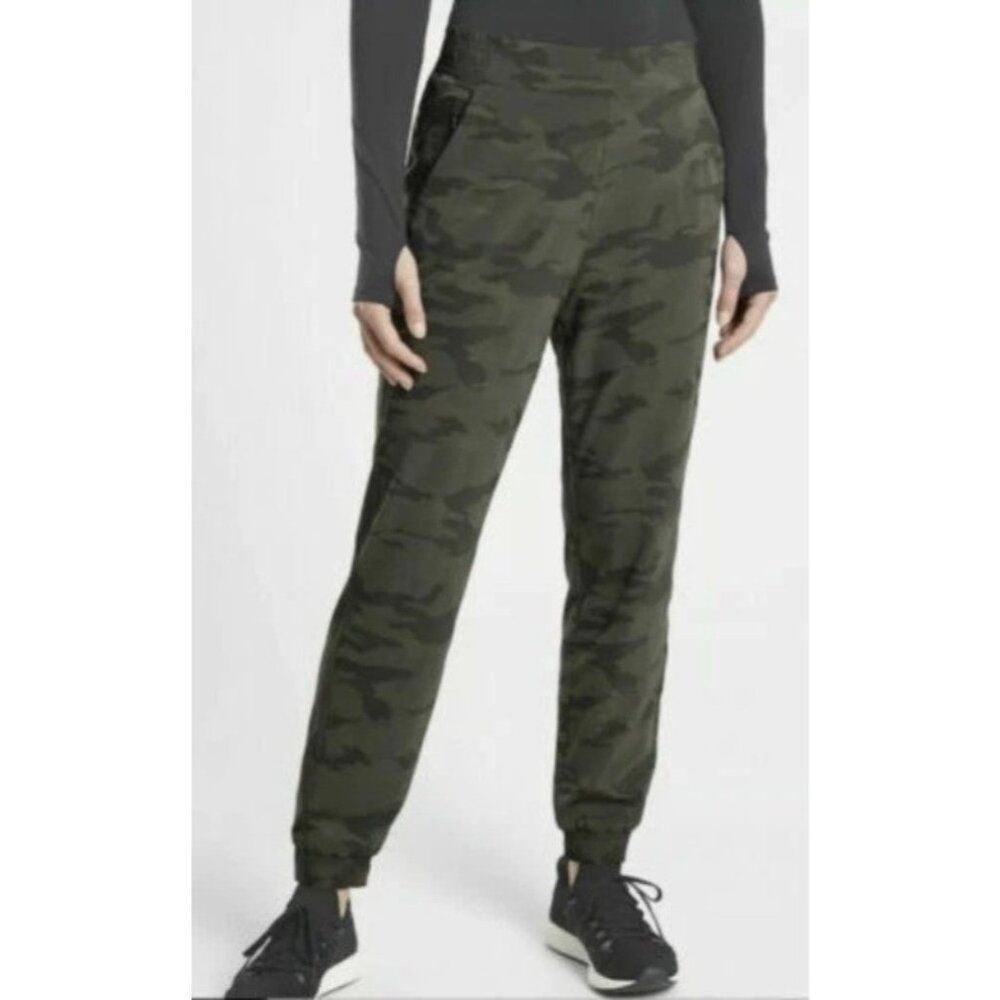 Athleta Size 4 Brooklyn Textured Lined Olive Camo Lux Jogger Athleisure
